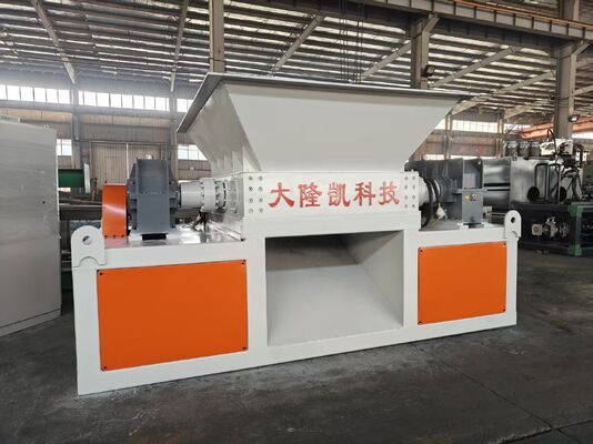 Low noise high efficiency High torque four axis shavings shredder