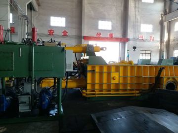 Double Main Cylinder Bale Turn Out Baler Machine For Scrap Metal  / Aluminum